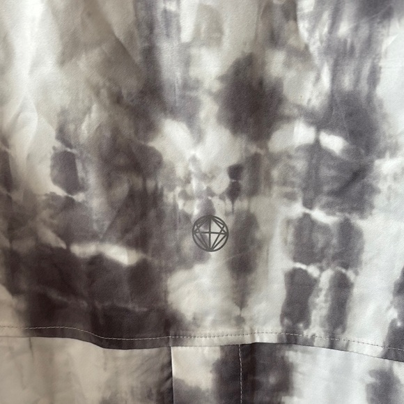 Mondetta Gray Tie-Dye Hooded Jacket - Picture 3 of 6